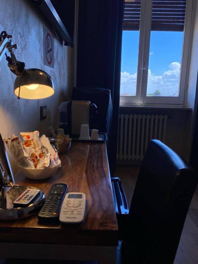A 2 Passi Da Acomodação com café da manhã Foggia Exterior foto