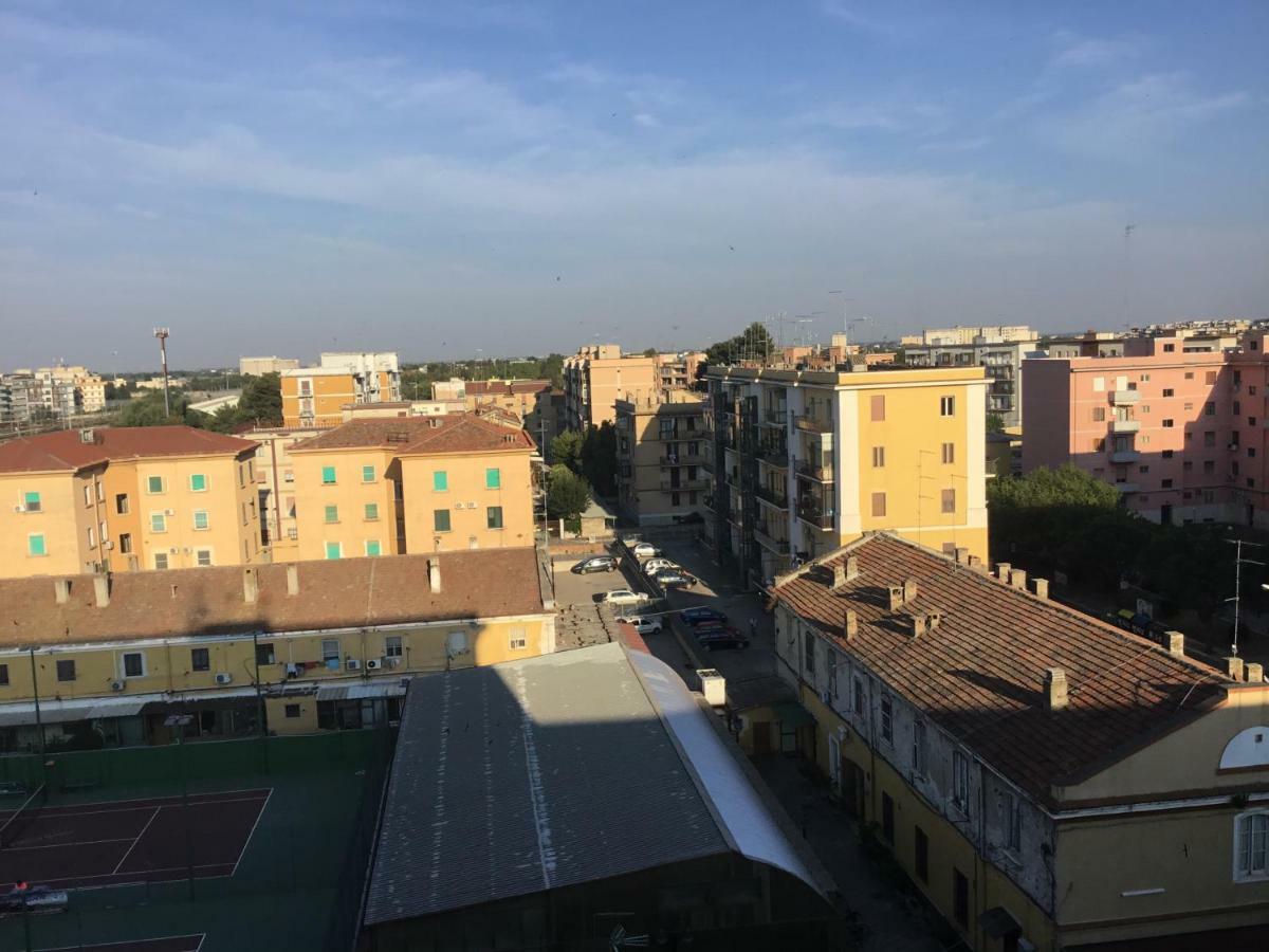 A 2 Passi Da Acomodação com café da manhã Foggia Exterior foto